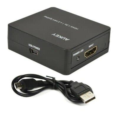 מפצל HDMI שחור עם כבל כוח USB, מסומן עם כניסה ו-LED כוח.